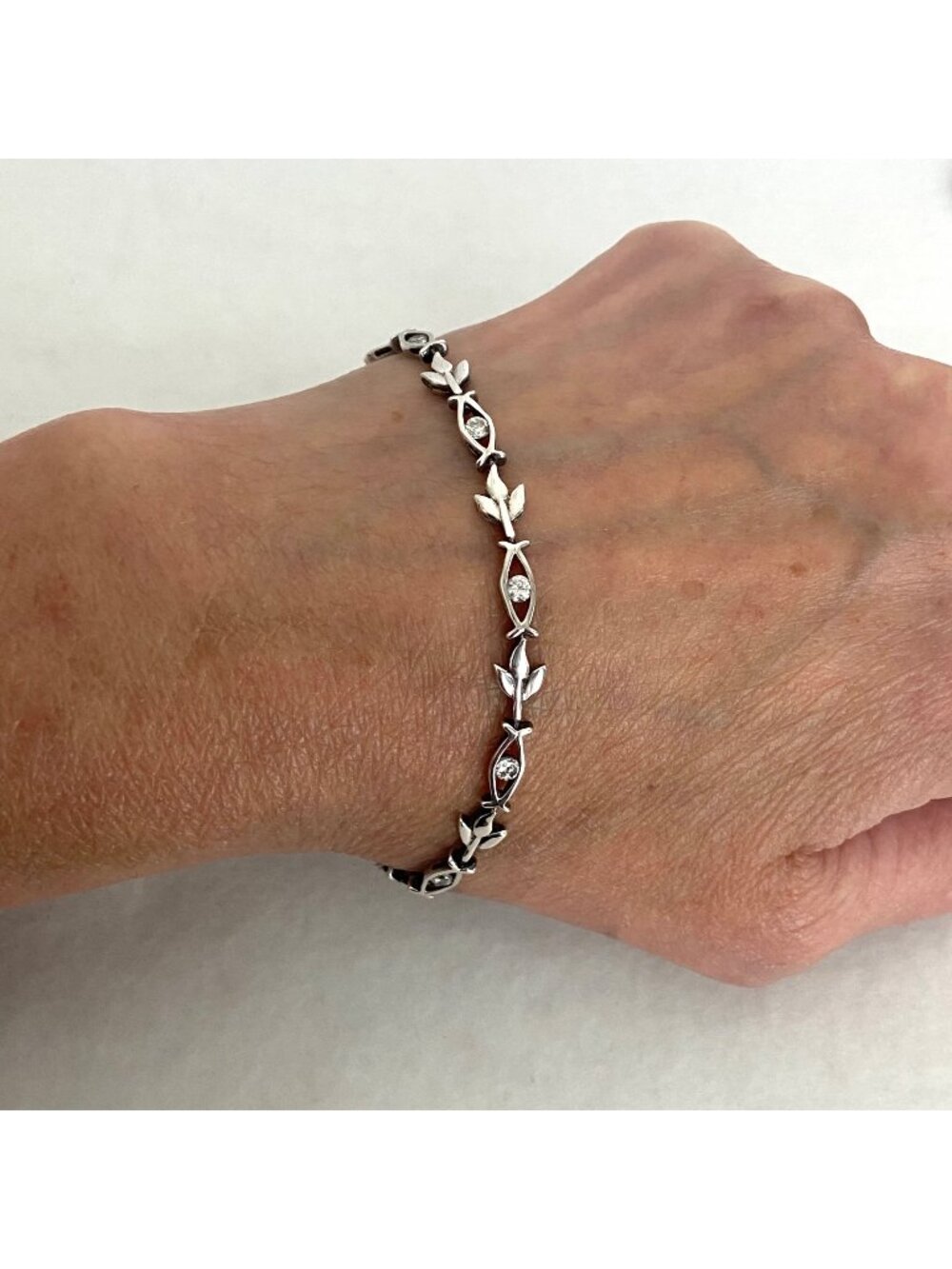 Sterling Silver 925 Floral Leaf Foliage Round Cubic Zirconia Link Bracelet 7.25"